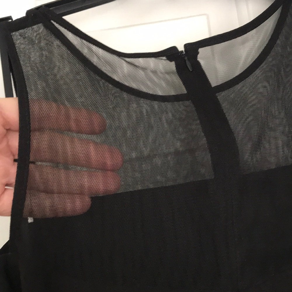 Dress - Picture 4 of 4